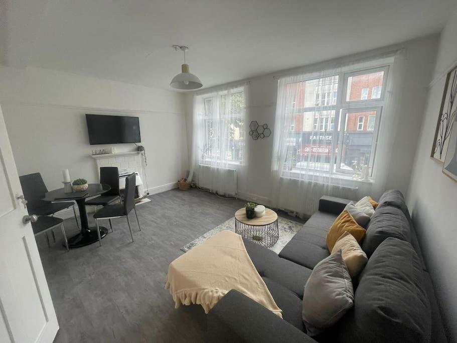Charming 2 Bed Flat On Tower Bridge Apartment London Luaran gambar