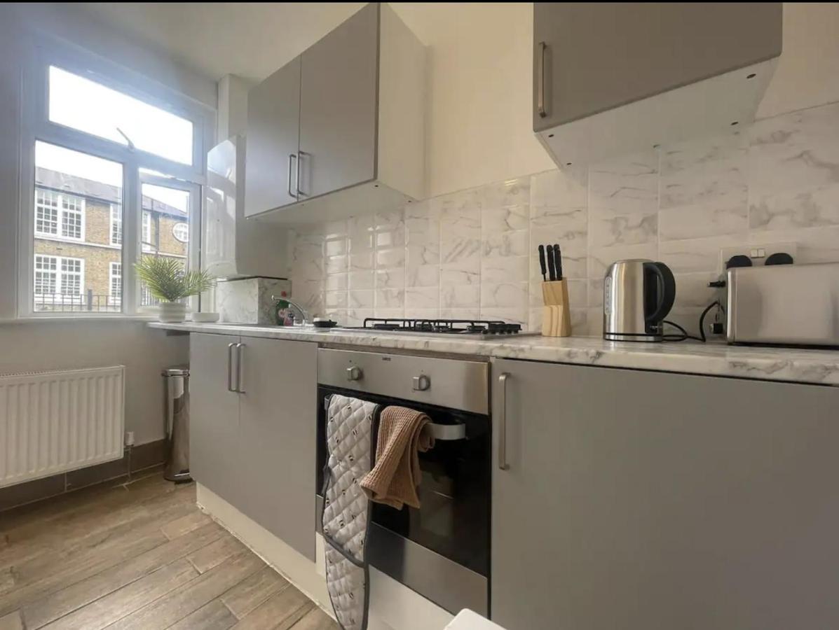 Charming 2 Bed Flat On Tower Bridge Apartment London Luaran gambar