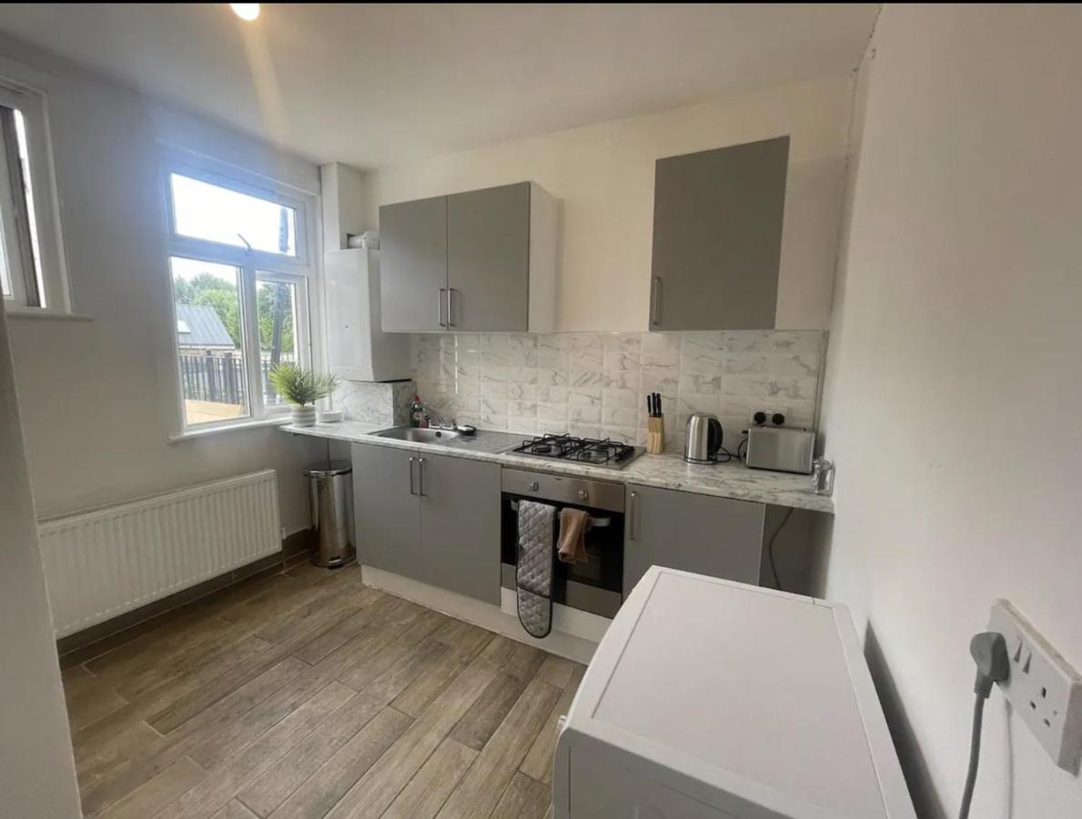 Charming 2 Bed Flat On Tower Bridge Apartment London Luaran gambar
