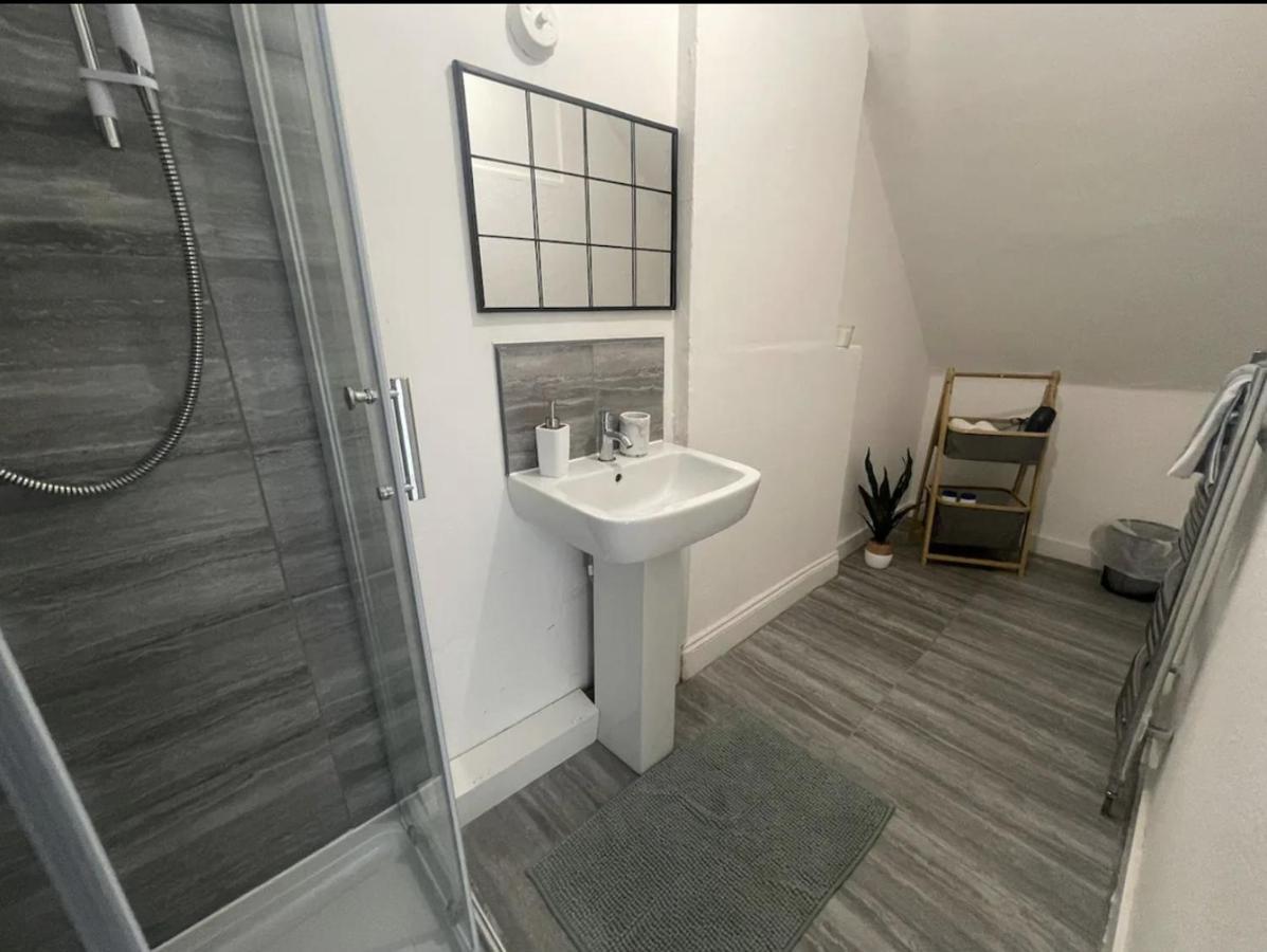 Charming 2 Bed Flat On Tower Bridge Apartment London Luaran gambar